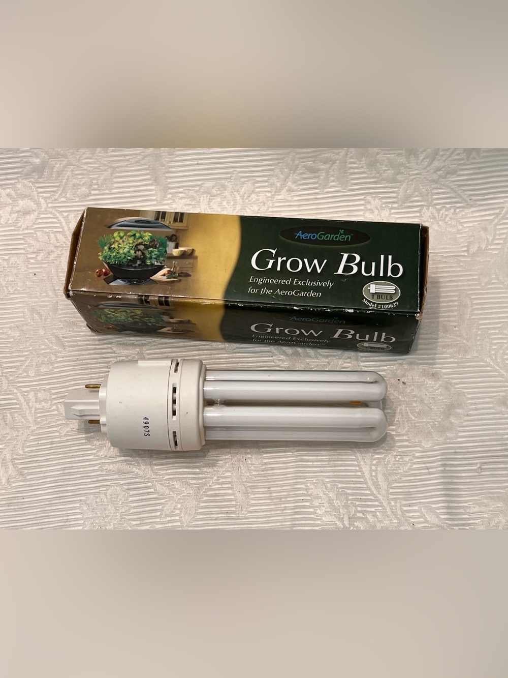 AeroGarden Replacement Grow Bulb Model #100629 Exclusive
Aero Bulbs New 1 Pack